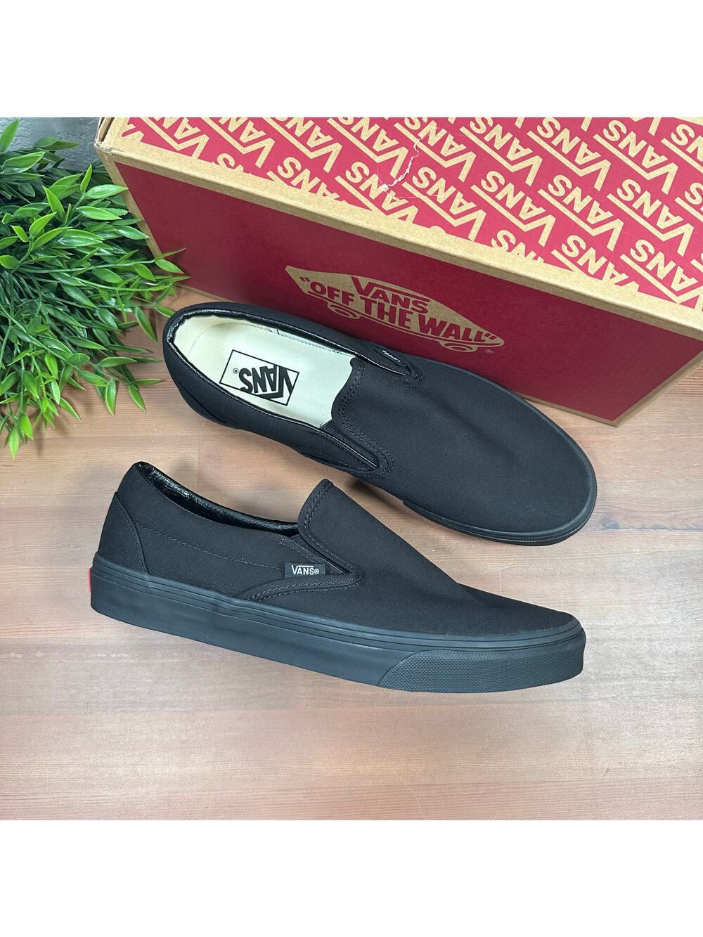 Vans Classic Slip On Shoes Black Unisex Size M9.5/W11